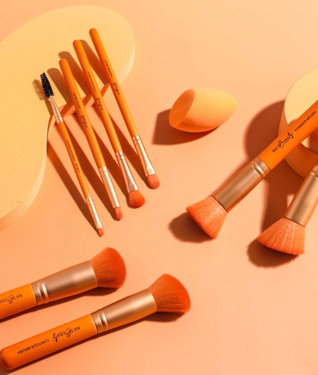 RICH BEAUTY 8 PCS BRUSH SET