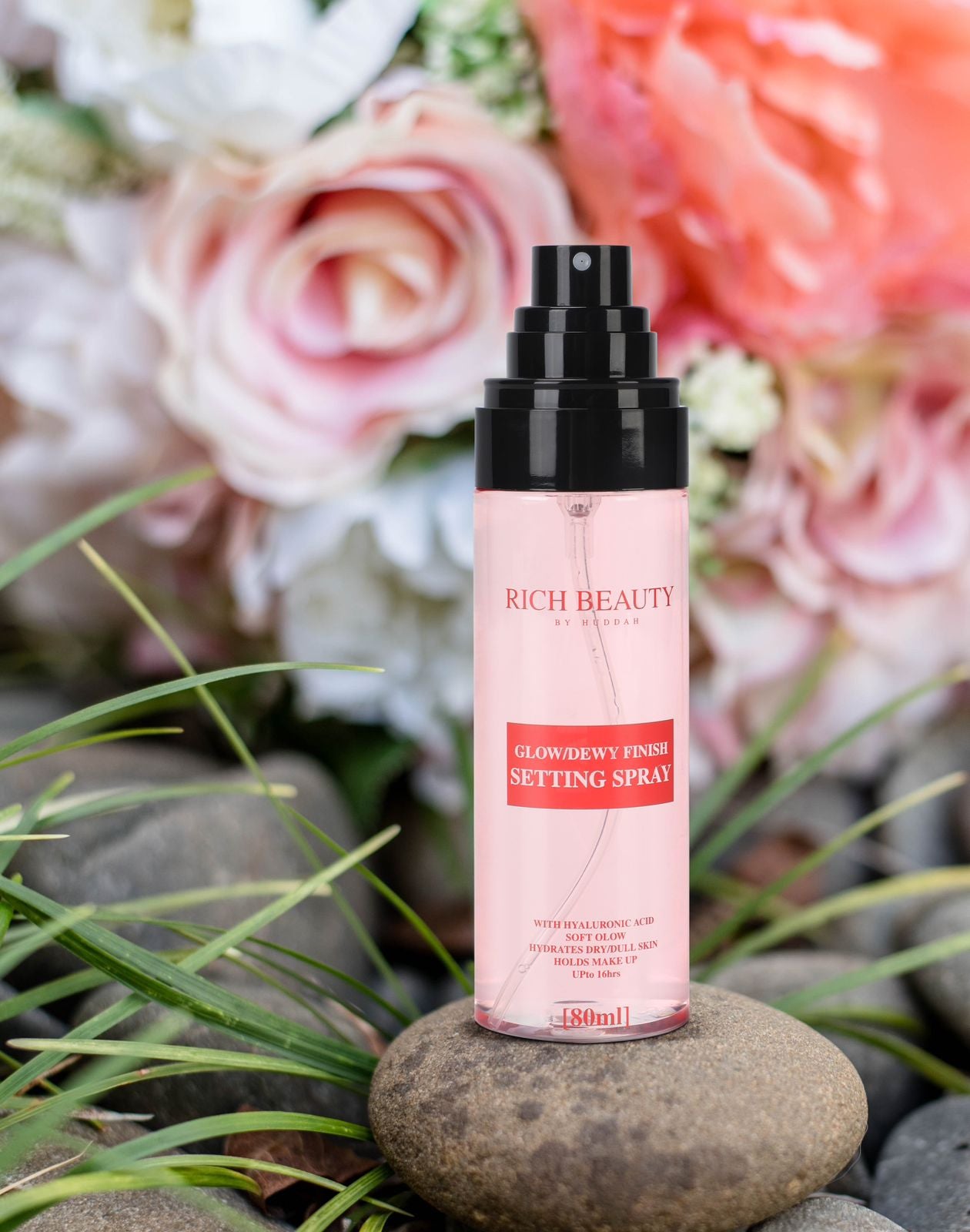 GLOWY FINISH | SETTING SPRAY with hyaluronic acid.  Non-sticky . Hydrates , illuminates. Holds make up for 16+ hours