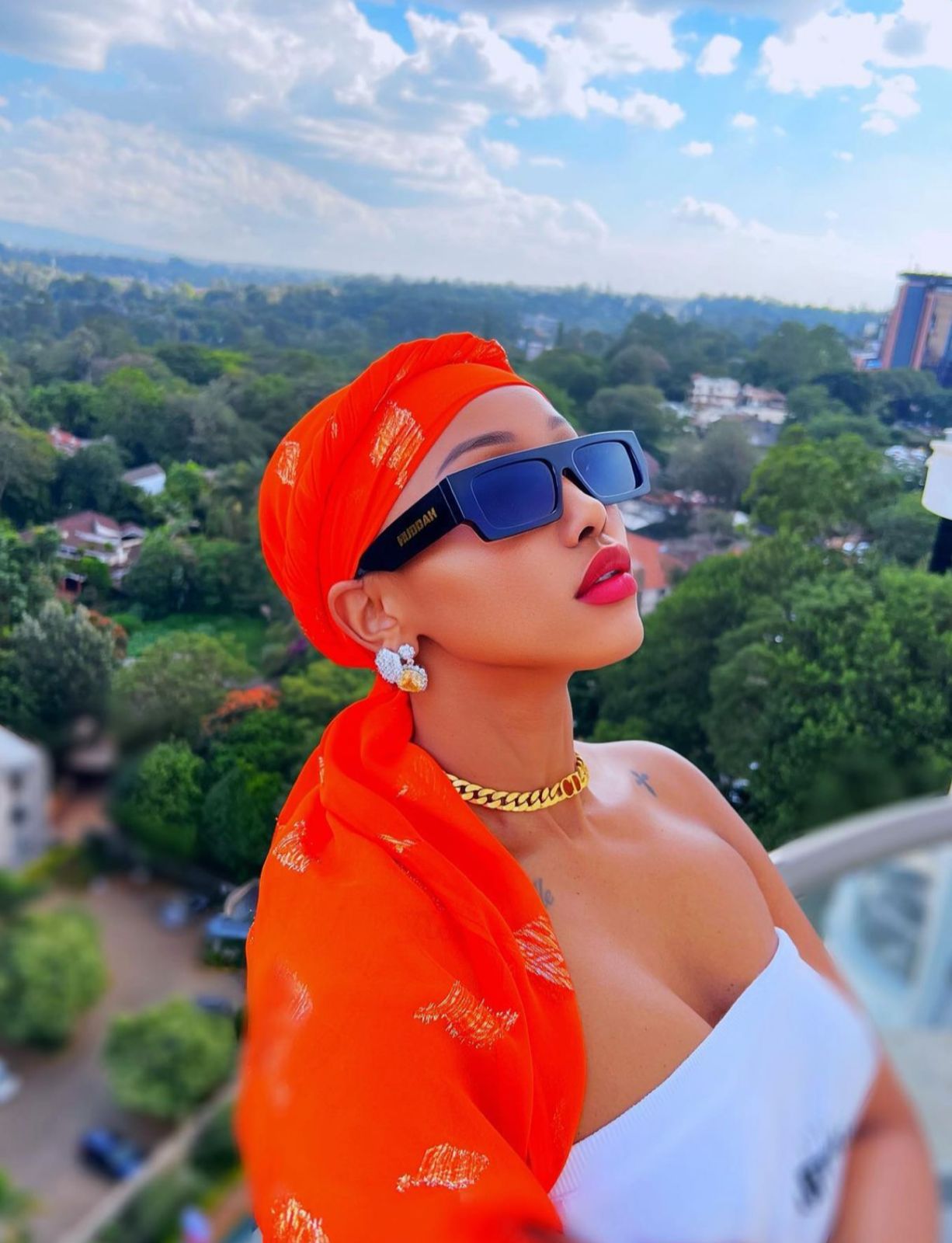 HUDDAH SUNGLASSES 🕶️